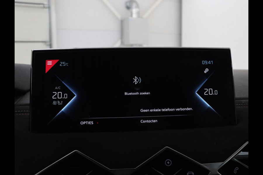 DS DS 3 Crossback E-Tense Performance Line+ 50 kWh | SOH 92,3% | Warmtepomp | Matrix LED | Alcantara | Side Assist | Camera | Carplay | Keyless | Navigatie | DAB | Climate control | Cruise control