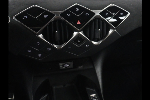 DS DS 3 Crossback E-Tense Performance Line+ 50 kWh | SOH 92,3% | Warmtepomp | Matrix LED | Alcantara | Side Assist | Camera | Carplay | Keyless | Navigatie | DAB | Climate control | Cruise control