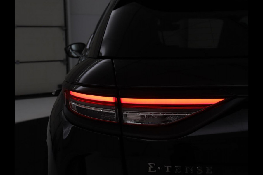 DS DS 3 Crossback E-Tense Performance Line+ 50 kWh | SOH 92,3% | Warmtepomp | Matrix LED | Alcantara | Side Assist | Camera | Carplay | Keyless | Navigatie | DAB | Climate control | Cruise control