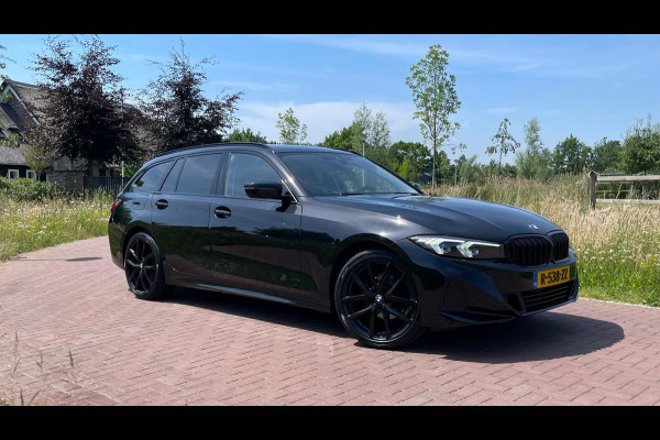 BMW 3 Serie Touring 318i Facelift model | Sportstoelen | 19 Inch | NL-Auto |