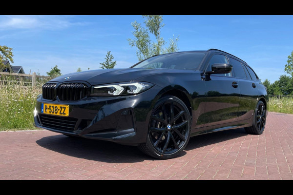 BMW 3 Serie Touring 318i Facelift model | Sportstoelen | 19 Inch | NL-Auto |