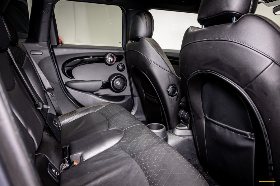 MINI 5-deurs 2.0 Cooper S Chili|Pano|H&K|Leder|StoelV|1eig