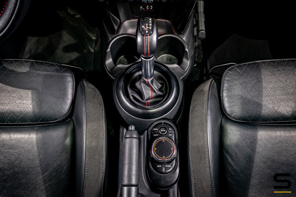 MINI 5-deurs 2.0 Cooper S Chili|Pano|H&K|Leder|StoelV|1eig