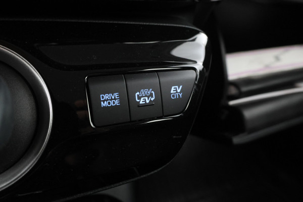 Toyota Prius 1.8 Executive Navigatie, Lmv, Climate,