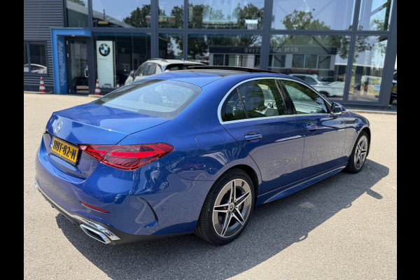 Mercedes-Benz C-Klasse 300 e AMG Line Limited PHEV | VAN € 42.900,- VOOR € 39.877,- | UW WK-VOORDEEL: € 3.023,- | PANORAMADAK | DISTRONIC (ACC) | ACHTERUITRIJCAMERA | DODEHOEKASSISTENT | AMBIENT LIGHTING | MERCEDES-DEALER ONDERHOUDEN | RIJKLAAR MET 12 MAANDEN BOVAG GARANTIE |