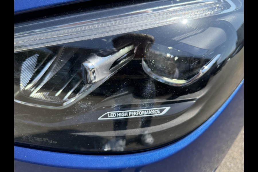 Mercedes-Benz C-Klasse 300 e AMG Line Limited PHEV | VAN € 42.900,- VOOR € 39.877,- | UW WK-VOORDEEL: € 3.023,- | PANORAMADAK | DISTRONIC (ACC) | ACHTERUITRIJCAMERA | DODEHOEKASSISTENT | AMBIENT LIGHTING | MERCEDES-DEALER ONDERHOUDEN | RIJKLAAR MET 12 MAANDEN BOVAG GARANTIE |