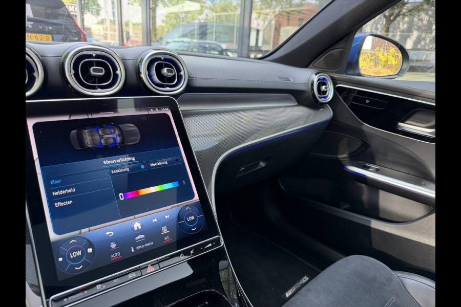 Mercedes-Benz C-Klasse 300 e AMG Line Limited PHEV | VAN € 42.900,- VOOR € 39.877,- | UW WK-VOORDEEL: € 3.023,- | PANORAMADAK | DISTRONIC (ACC) | ACHTERUITRIJCAMERA | DODEHOEKASSISTENT | AMBIENT LIGHTING | MERCEDES-DEALER ONDERHOUDEN | RIJKLAAR MET 12 MAANDEN BOVAG GARANTIE |
