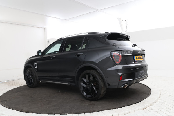 Lynk & Co 01 1.5 360 Graden, Navigatie, Climate, Full black