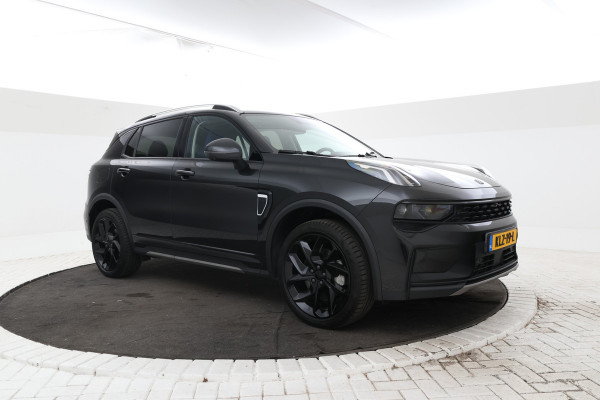 Lynk & Co 01 1.5 360 Graden, Navigatie, Climate, Full black