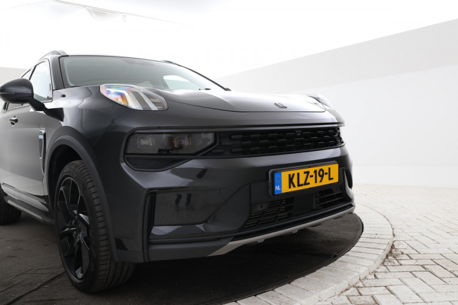 Lynk & Co 01 1.5 360 Graden, Navigatie, Climate, Full black