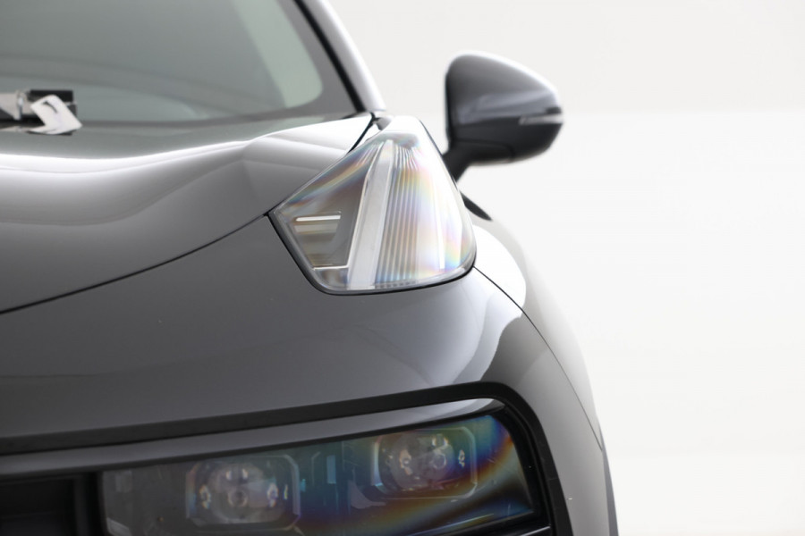 Lynk & Co 01 1.5 360 Graden, Navigatie, Climate, Full black