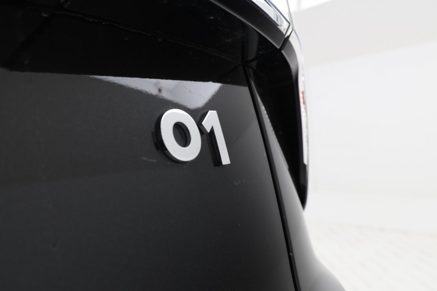 Lynk & Co 01 1.5 360 Graden, Navigatie, Climate, Full black