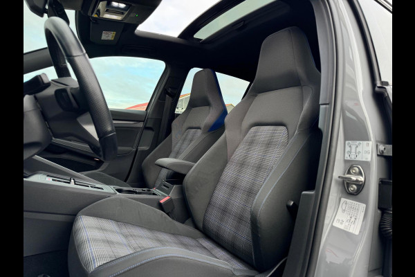 Volkswagen Golf 1.4 eHybrid GTE Pano/IQ.Light/Camera