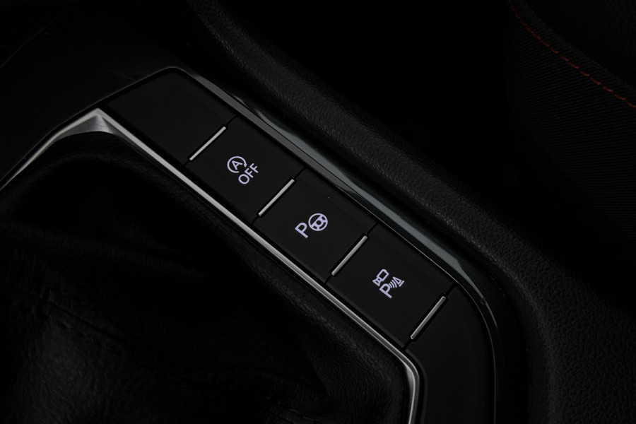 Seat Tarraco 1.5 TSI FR Business Intense 7p. (PANORAMADAK, TREKHAAK WEGKLAPBAAR, STOEL-/STUURVERWARMING, 360 CAMERA, MEMORY SEATS)