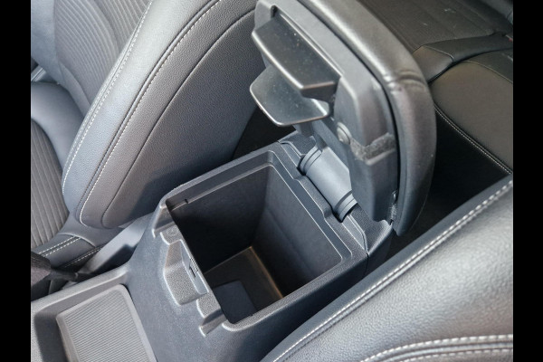 Ford Kuga 2.5 PHEV Titanium X | Wegklapbare trekhaak | Winter Pack | Camera