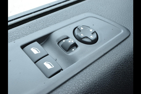 Opel Vivaro L3 75 kWh | tot 8 jaar garantie | Laadruimtebetimmering | Navi incl. Apple Carplay | camera | dodehoek detectie | parkeersensoren voor & achter | Comfort tussenschot | rijklaarprijs
