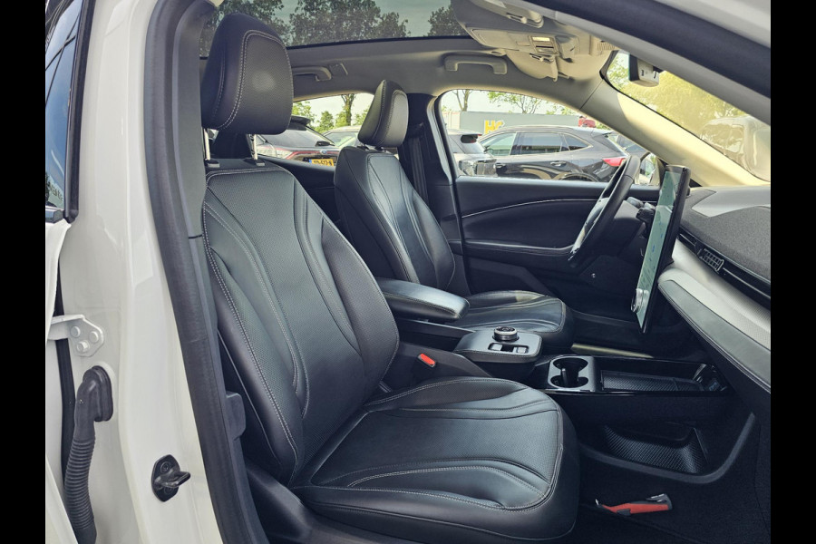 Ford Mustang Mach-E RWD 75 kWh | 59.800 KM | SOH 93% | Lederen Interieur | Technology Pack | Panorama Dak |