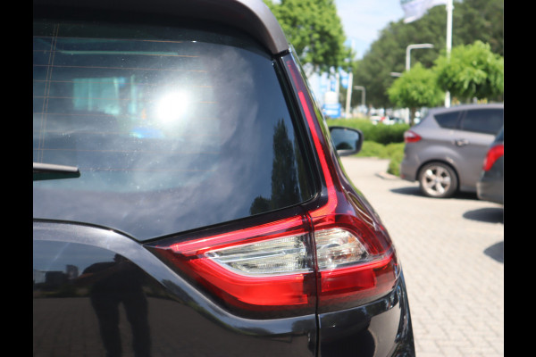 Renault Grand Scénic 1.3 TCe Bose 7p. Navi / Pano / Automaat / Camera / Pdc / Blis / Massage / 7 Zitplaatsen / Volledig onderhouden