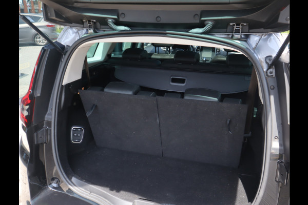 Renault Grand Scénic 1.3 TCe Bose 7p. Navi / Pano / Automaat / Camera / Pdc / Blis / Massage / 7 Zitplaatsen / Volledig onderhouden