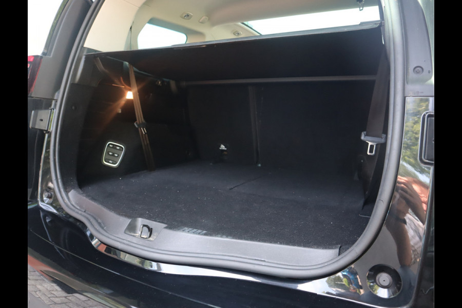 Renault Grand Scénic 1.3 TCe Bose 7p. Navi / Pano / Automaat / Camera / Pdc / Blis / Massage / 7 Zitplaatsen / Volledig onderhouden