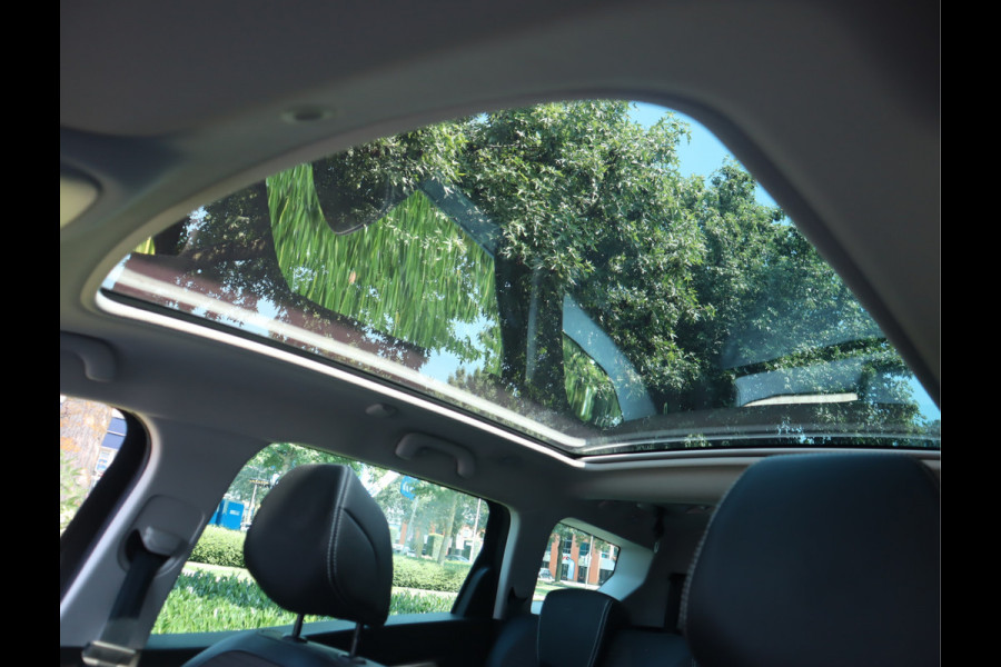Renault Grand Scénic 1.3 TCe Bose 7p. Navi / Pano / Automaat / Camera / Pdc / Blis / Massage / 7 Zitplaatsen / Volledig onderhouden