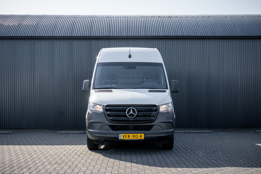 Mercedes-Benz Sprinter 311 CDI RWD L2H2 | Volledig Ingericht | Mbux | Camera | Carplay | Climatronic