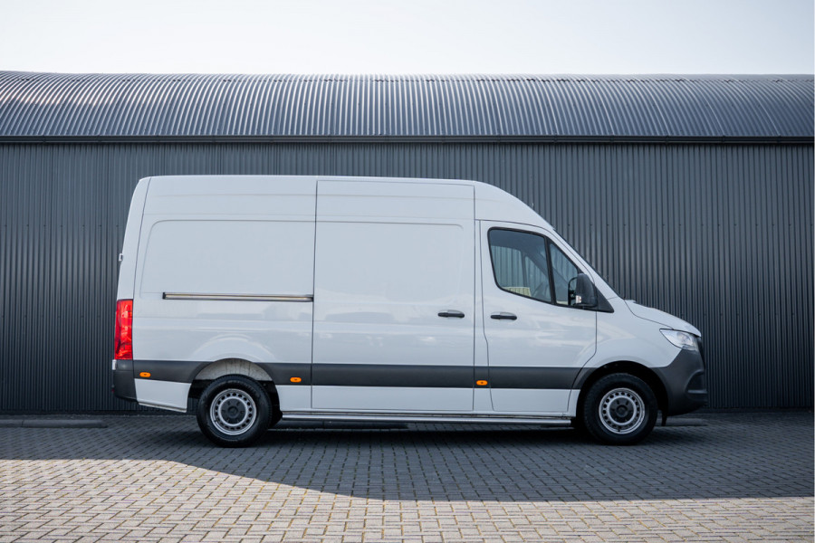 Mercedes-Benz Sprinter 311 CDI RWD L2H2 | Volledig Ingericht | Mbux | Camera | Carplay | Climatronic