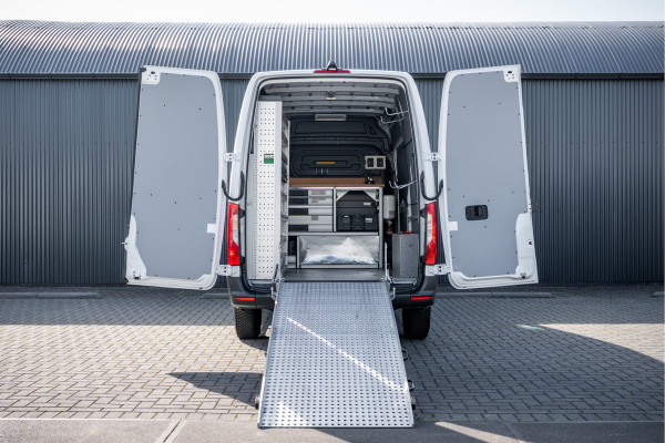Mercedes-Benz Sprinter 311 CDI RWD L2H2 | Volledig Ingericht | Mbux | Camera | Carplay | Climatronic