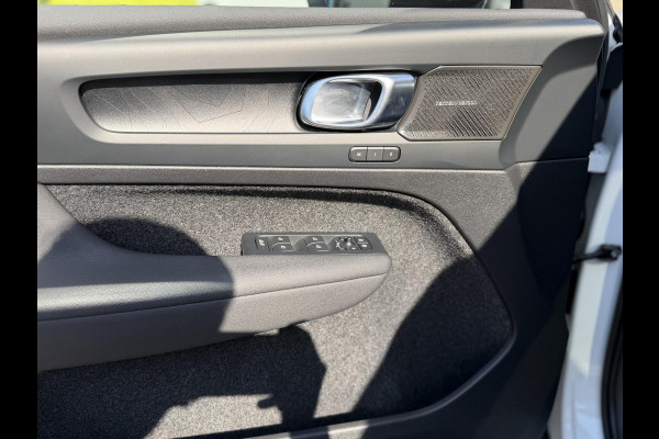Volvo C40 Twin Motor Performance Ultra 82 kWh VAN: 32.900,- VOOR: 30.877,- UW WKVOORDEEL: 2.023,-| SOH 93% | 360 CAMERA| ELEK. STOELEN| HARMAN KARDON| BOMVOL