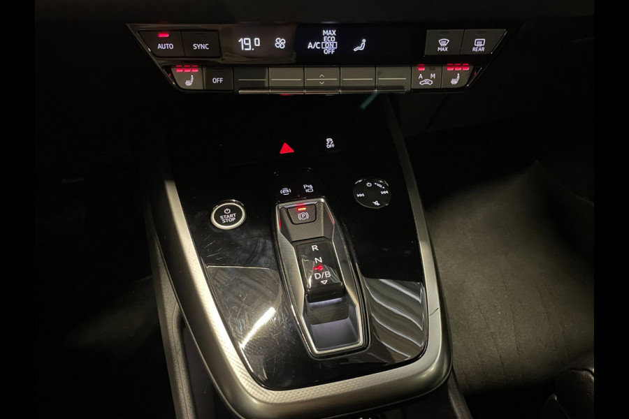 Audi Q4 e-tron 40 Launch Edition Advanced Plus 77 kWh|91%SOH|VOLLEDER|PANO|ACC|CARPLAY|CAMERA|CLIMATE+CRUISE CONTROL|NAP|NL|IN.BTW
