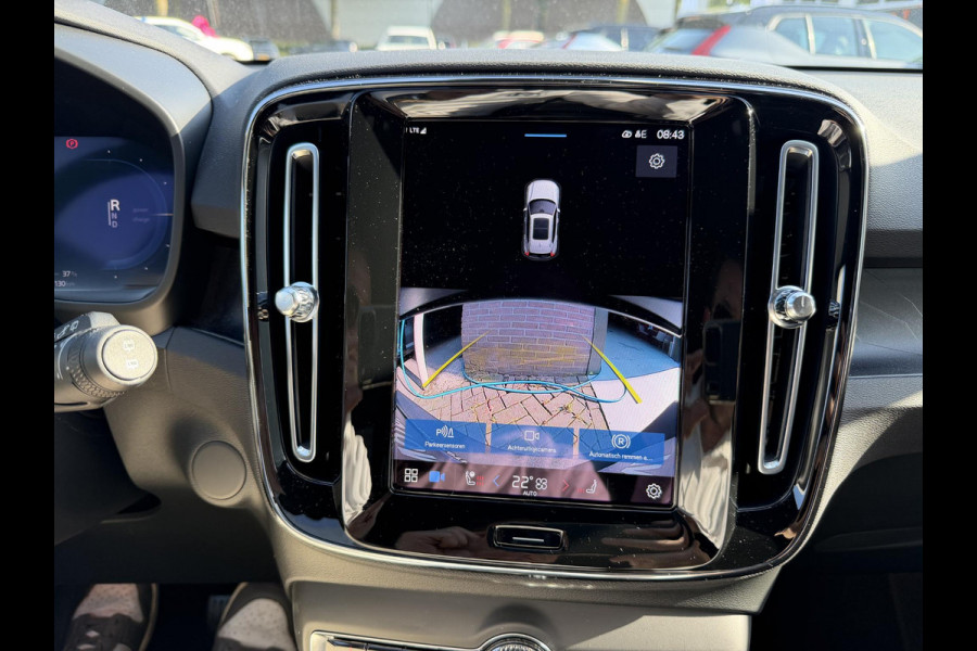 Volvo XC40 Recharge Core 70 kWh SOH: 96% VAN: 32.900,- VOOR: 30.877,- UW WKVOORDEEL: 2.023,- | DEALER ONDERHOUDEN | RIJKLAARPRIJS incl. 12mnd BOVAG