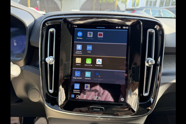 Volvo XC40 Recharge Core 70 kWh SOH: 96% VAN: 32.900,- VOOR: 30.877,- UW WKVOORDEEL: 2.023,- | DEALER ONDERHOUDEN | RIJKLAARPRIJS incl. 12mnd BOVAG