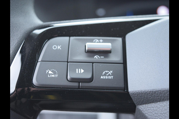 Opel Vivaro Electric L2 75 kWh | tot 8 jaar garantie | Apple Carplay | camera | dodehoekwaarschuwing | parkeersensoren voor & achter | Comfort tussenschot | laadruimtebetimmering