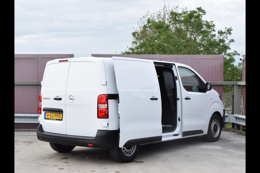 Opel Vivaro Electric L2 75 kWh | tot 8 jaar garantie | laadruimtebetimmering | dodehoek detectie | Apple Carplay | camera | parkeersensoren voor & achter | Comfort scheidingswand | rijklaarprijs