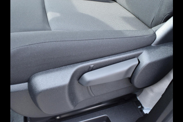 Opel Vivaro Electric L2 75 kWh | tot 8 jaar garantie | laadruimtebetimmering | dodehoek detectie | Apple Carplay | camera | parkeersensoren voor & achter | Comfort scheidingswand | rijklaarprijs