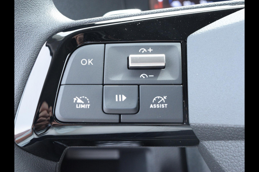 Opel Vivaro Electric L2 75 kWh | tot 8 jaar garantie | laadruimtebetimmering | dodehoek detectie | Apple Carplay | camera | parkeersensoren voor & achter | Comfort scheidingswand | rijklaarprijs