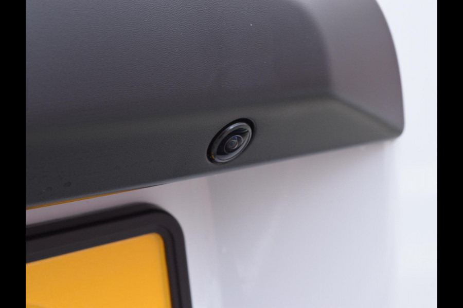 Opel Vivaro Electric L2 75 kWh | tot 8 jaar garantie | laadruimtebetimmering | dodehoek detectie | Apple Carplay | camera | parkeersensoren voor & achter | Comfort scheidingswand | rijklaarprijs