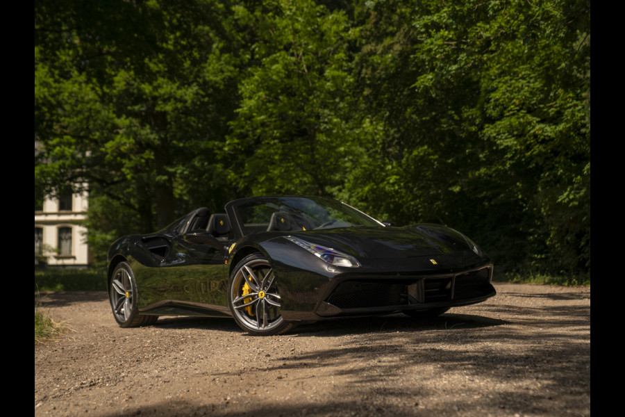 Ferrari 488 3.9 Spider HELE | Racing Seats | Veel carbon!