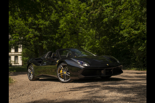 Ferrari 488 3.9 Spider HELE | Racing Seats | Veel carbon!