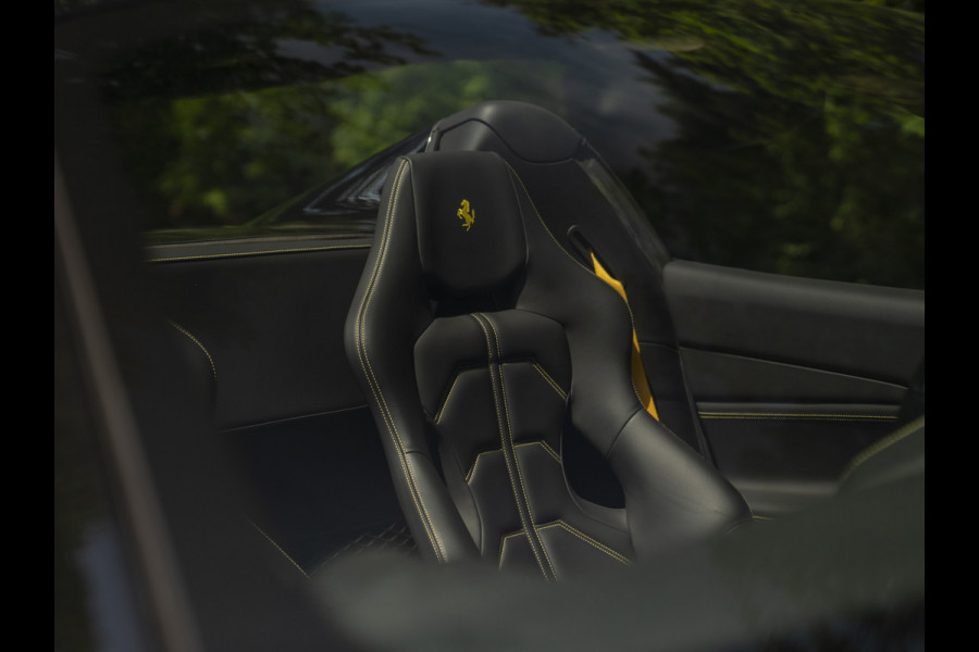 Ferrari 488 3.9 Spider HELE | Racing Seats | Veel carbon!