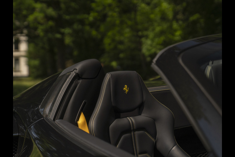 Ferrari 488 3.9 Spider HELE | Racing Seats | Veel carbon!