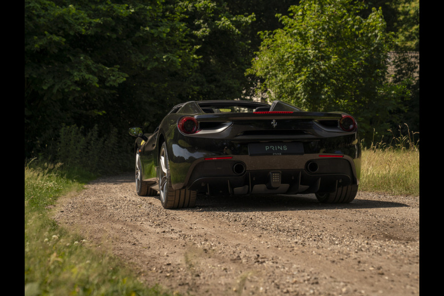 Ferrari 488 3.9 Spider HELE | Racing Seats | Veel carbon!