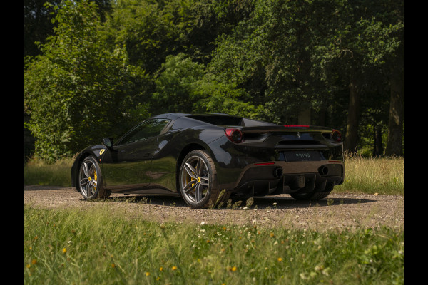 Ferrari 488 3.9 Spider HELE | Racing Seats | Veel carbon!