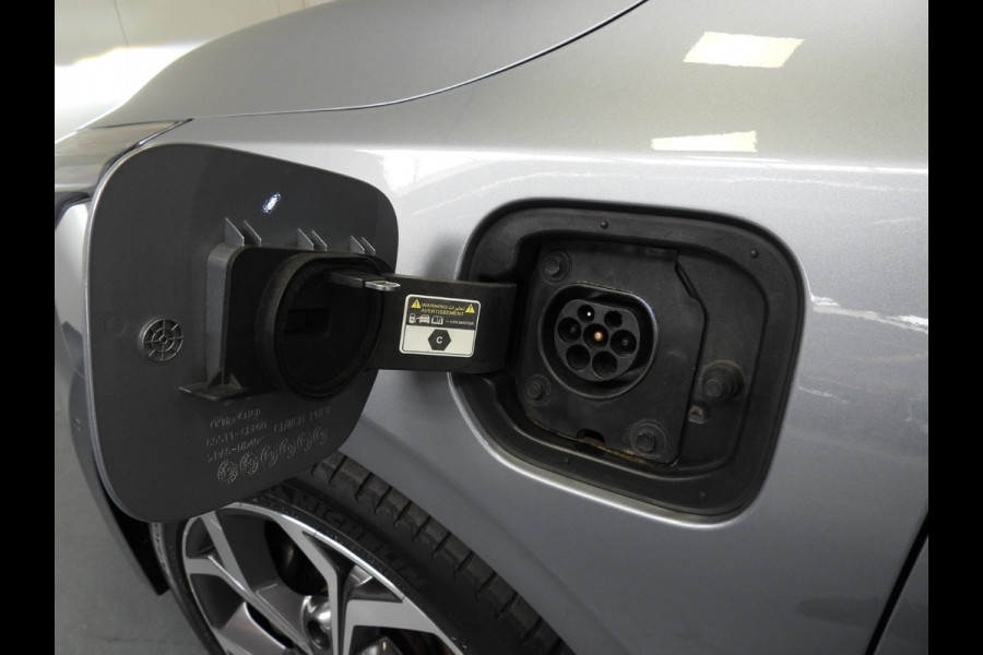 Kia Ceed Sportswagon 1.6 GDI PHEV Plug-In ExecutiveLine TREKH./LEER/SCHUIFDAK/LED/17"LMV!