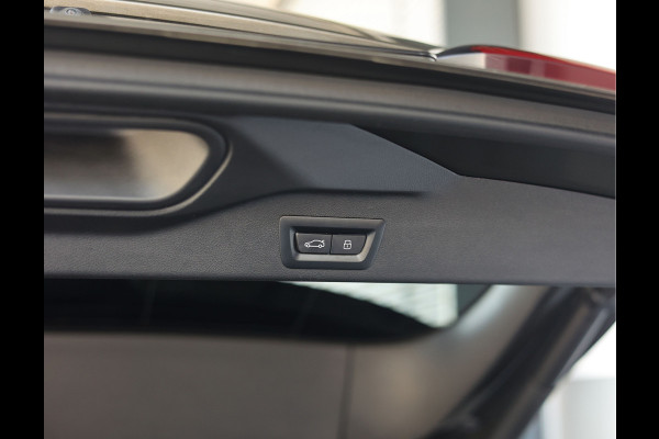 BMW X5 50e xDrive Individual - Pano - Trekhaak