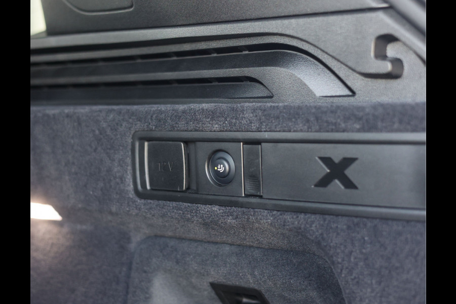BMW X5 50e xDrive Individual - Pano - Trekhaak