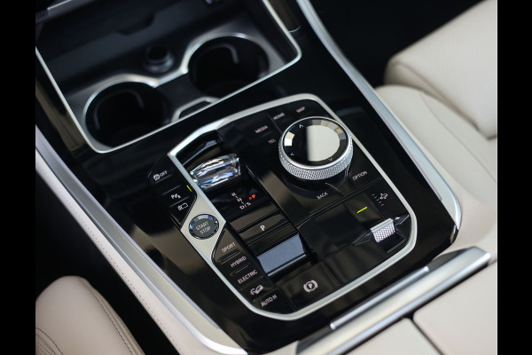 BMW X5 50e xDrive Individual - Pano - Trekhaak