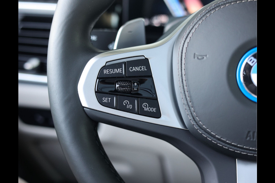 BMW X5 50e xDrive Individual - Pano - Trekhaak