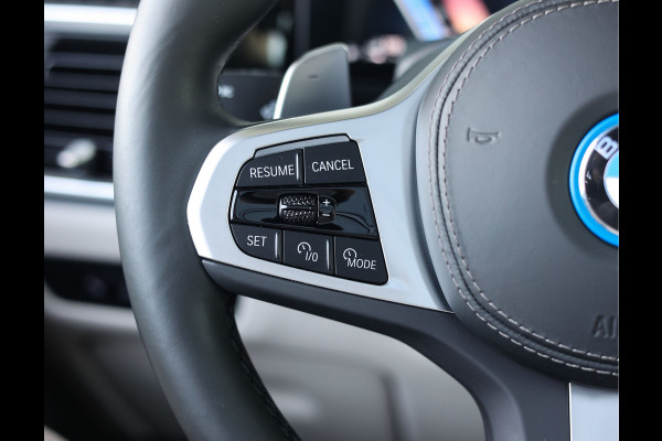 BMW X5 50e xDrive Individual - Pano - Trekhaak