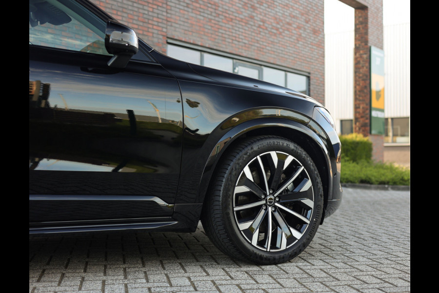 Volvo XC90 T8 AWD Plus Dark | Pano - Trekhaak - Bowers&Wilkins